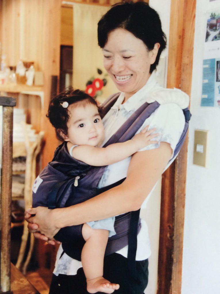 Noriko Uchimuro / Owner of a natural food store “Tsubaki Shoten”（Camellia Grocery）